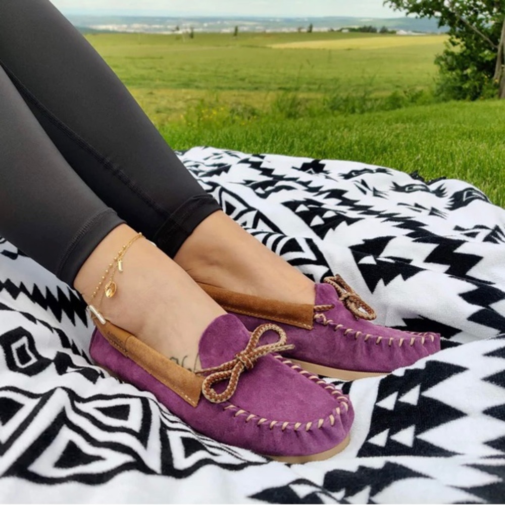 Amimoc Moccasins